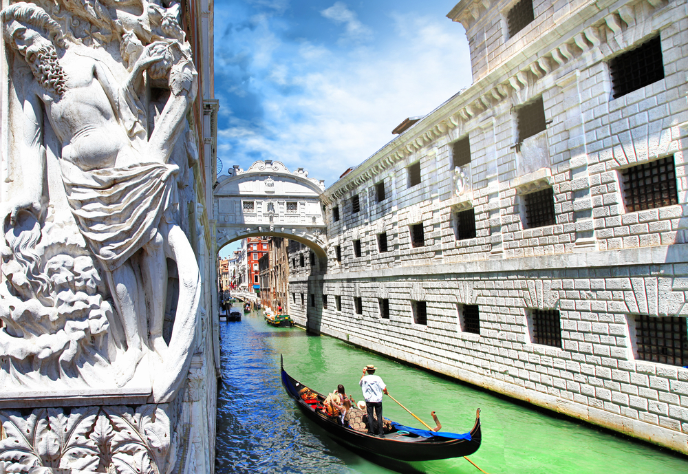 que-ver-en-venecia-mejores-lugares-puente-de-los-suspiros